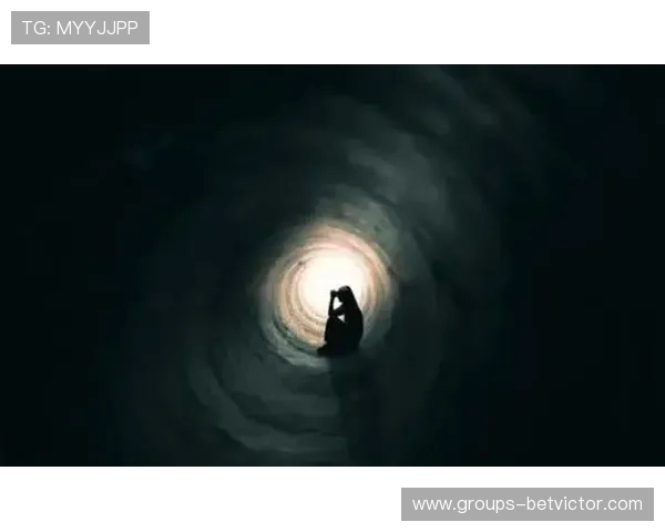 班后打游戏连跪，天都塌了，心态崩溃竟让我无力继续奋斗